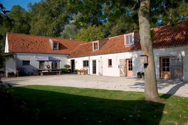 B&B Hoeve De Steenoven Damme Exterior photo